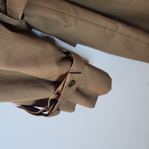 Etienne Aigner Tan Trench Coat Classic Relaxed Fit - Picture 11 of 16